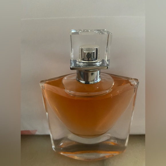 Lancôme La Vie est Belle Parfum 1.7 oz. - Picture 1 of 2